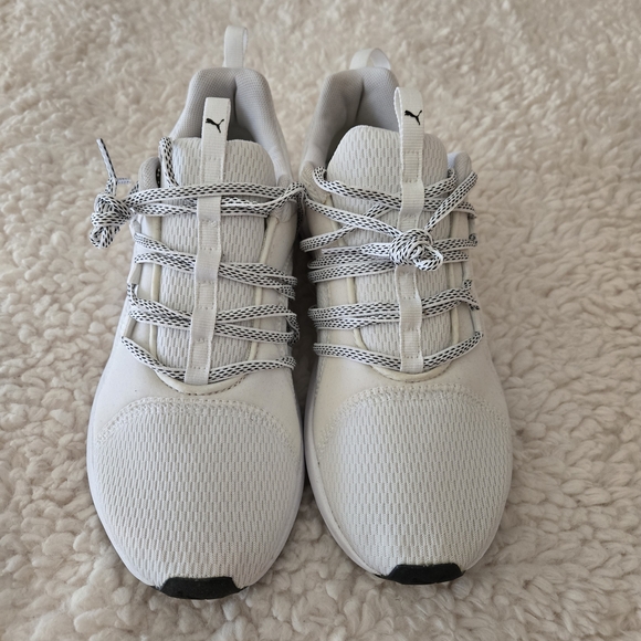 Puma White Sneakers with Black Accents - Picture 1 of 5